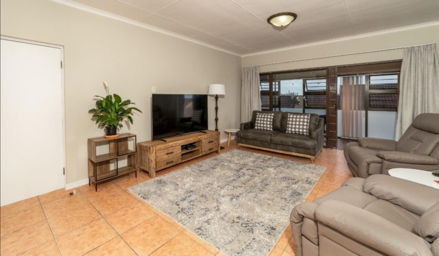 3 Bedroom Property for Sale in Hartenbos Central Western Cape